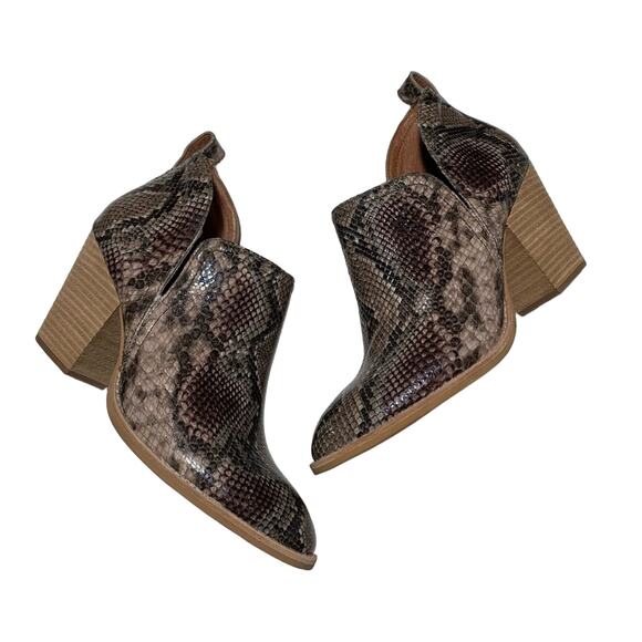 Jeffrey Campbell Rosalee Taupe Snake Bootie NEW 10 - Picture 2 of 6